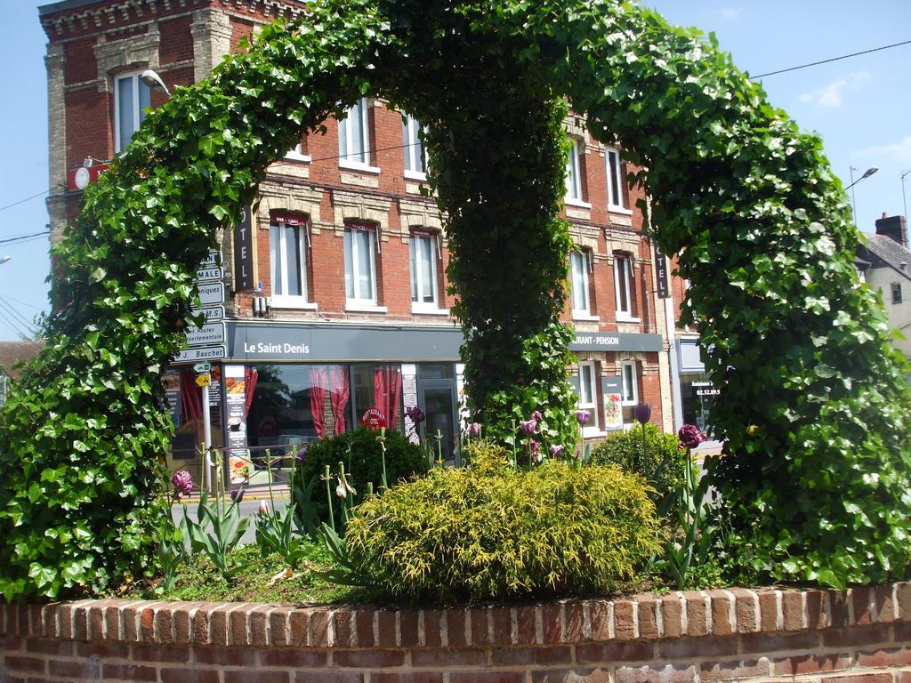 Le Saint Denis Hotel Forges-les-Eaux Bagian luar foto